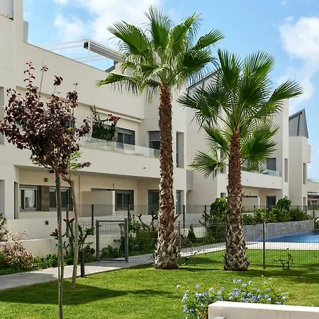Orange Holiday Housing - Amalia 34 *