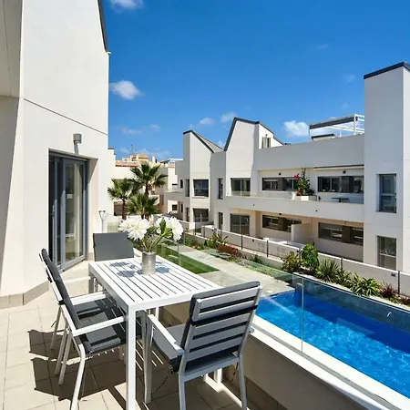 Orange Holiday Housing - Amalia 34 *