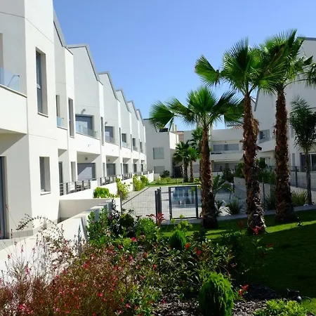Orange Holiday Housing - Amalia 34 *