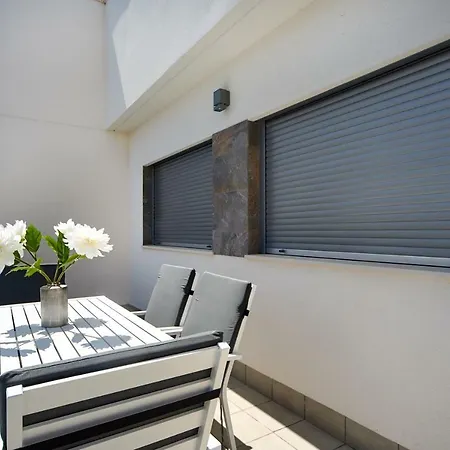 Orange Holiday Housing - Amalia 34 *